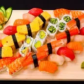 Asian Kitchen | Nigiri and Maki Tray